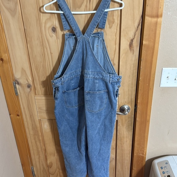 SHEIN Denim Bibs - Picture 3 of 4